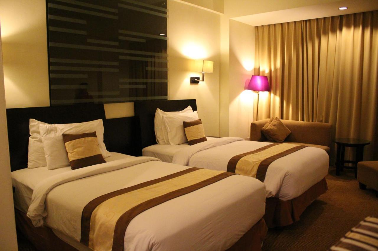 Swiss-Belhotel Silae Παλού Εξωτερικό φωτογραφία