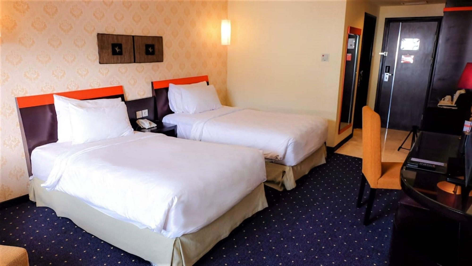 Swiss-Belhotel Silae Παλού Εξωτερικό φωτογραφία