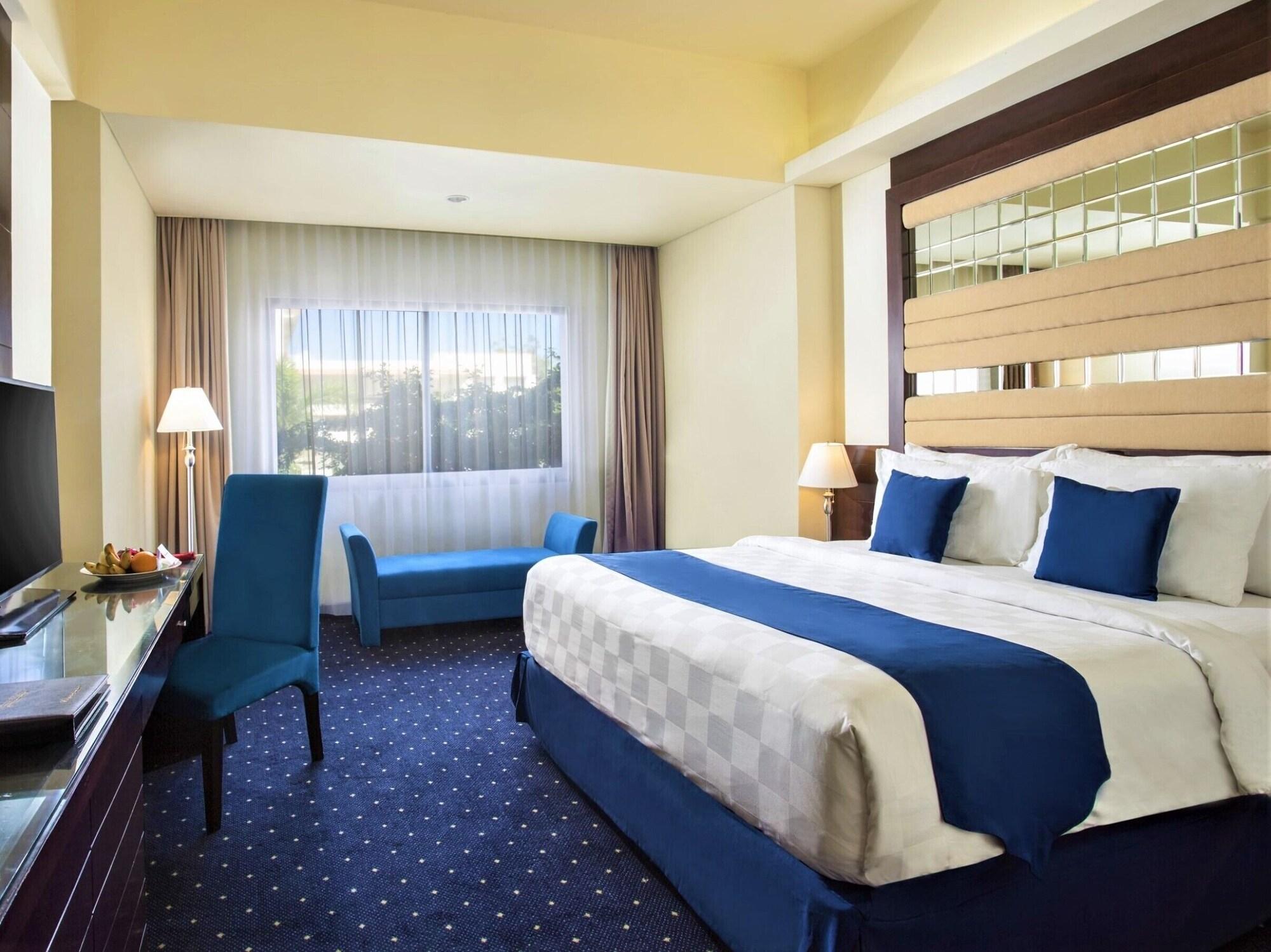 Swiss-Belhotel Silae Παλού Εξωτερικό φωτογραφία