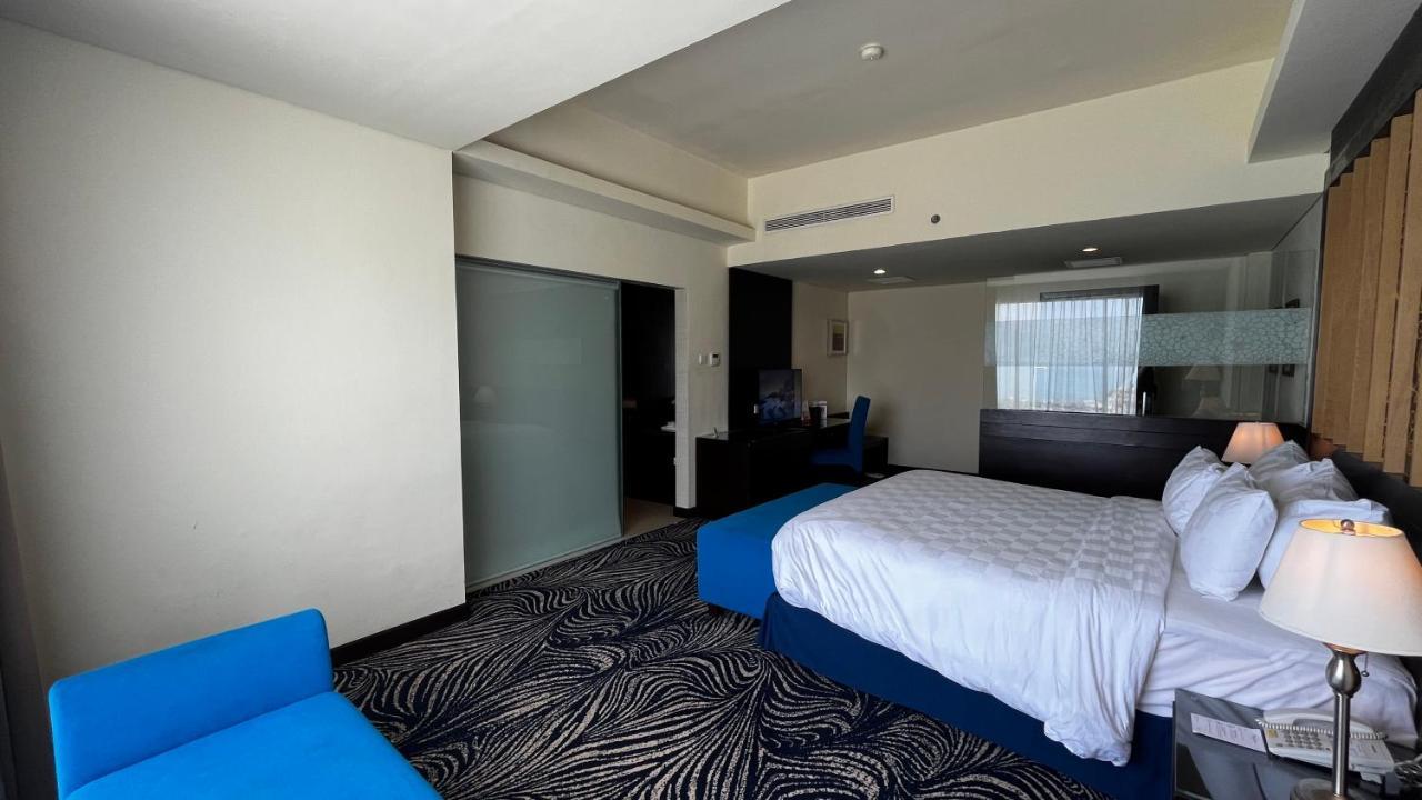 Swiss-Belhotel Silae Παλού Εξωτερικό φωτογραφία