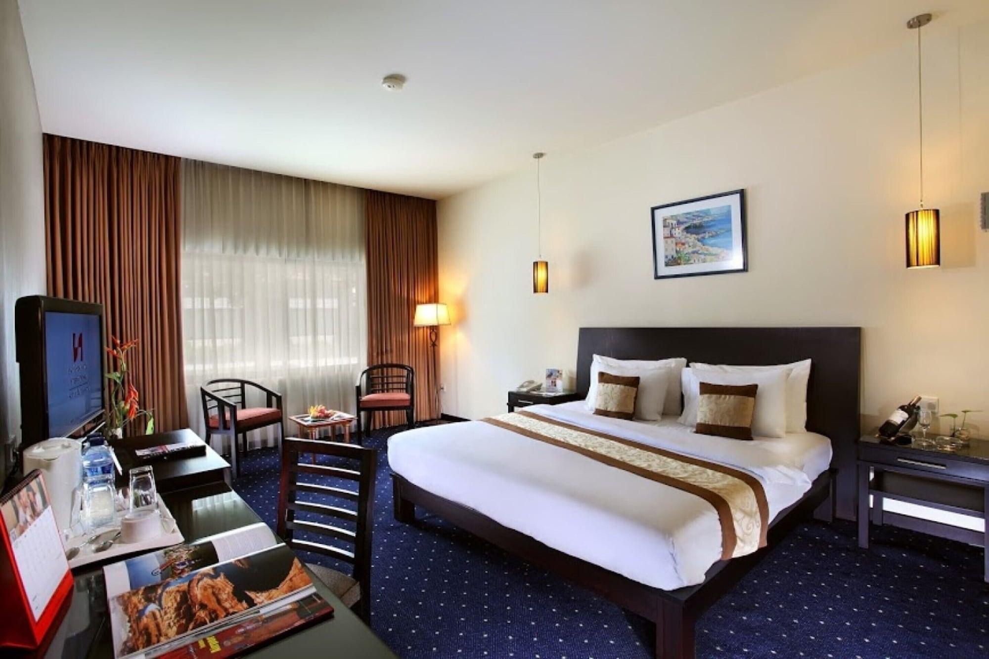 Swiss-Belhotel Silae Παλού Εξωτερικό φωτογραφία