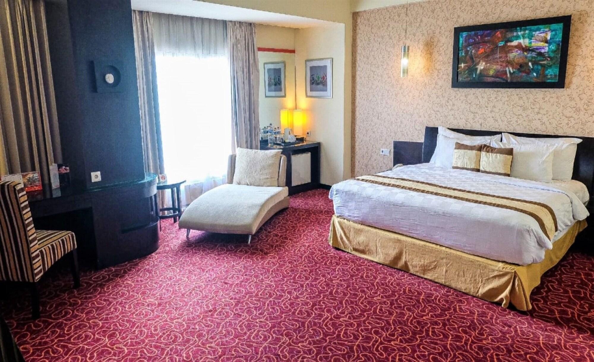 Swiss-Belhotel Silae Παλού Εξωτερικό φωτογραφία
