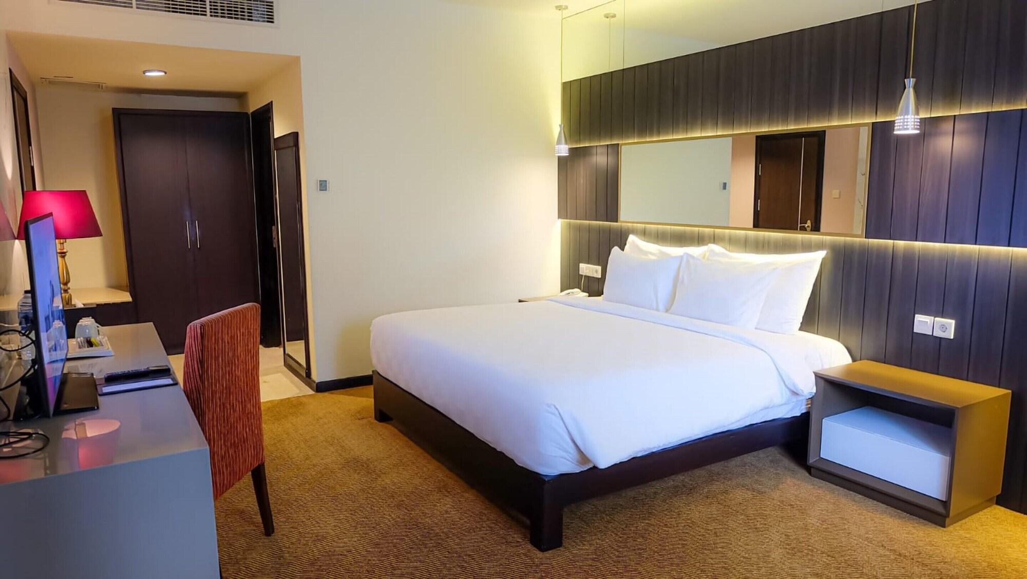 Swiss-Belhotel Silae Παλού Εξωτερικό φωτογραφία