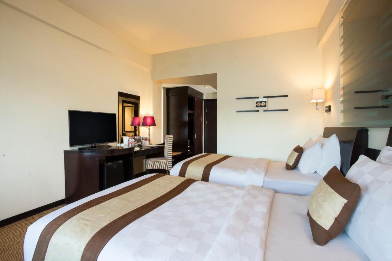 Swiss-Belhotel Silae Παλού Εξωτερικό φωτογραφία