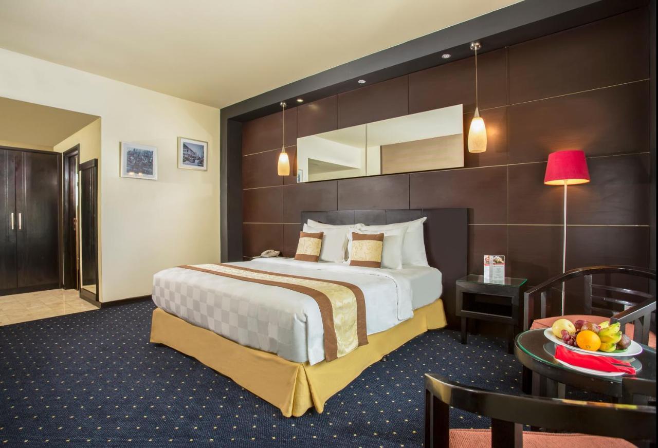 Swiss-Belhotel Silae Παλού Εξωτερικό φωτογραφία