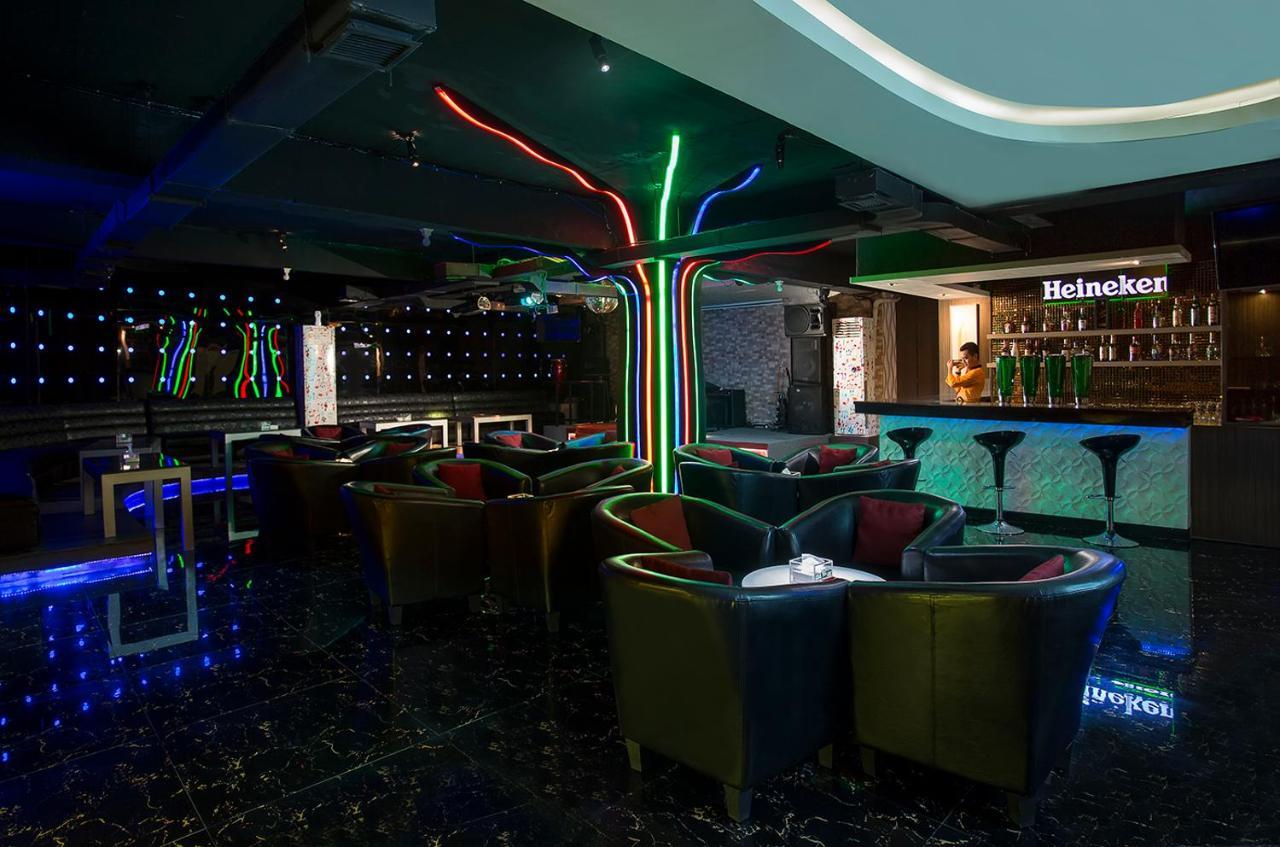 Swiss-Belhotel Silae Παλού Εξωτερικό φωτογραφία